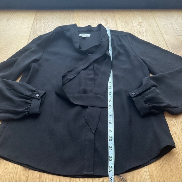 FRANK AND OAK TIE FRONT BLACK  BLOUSE - XS - Picture 9 of 10